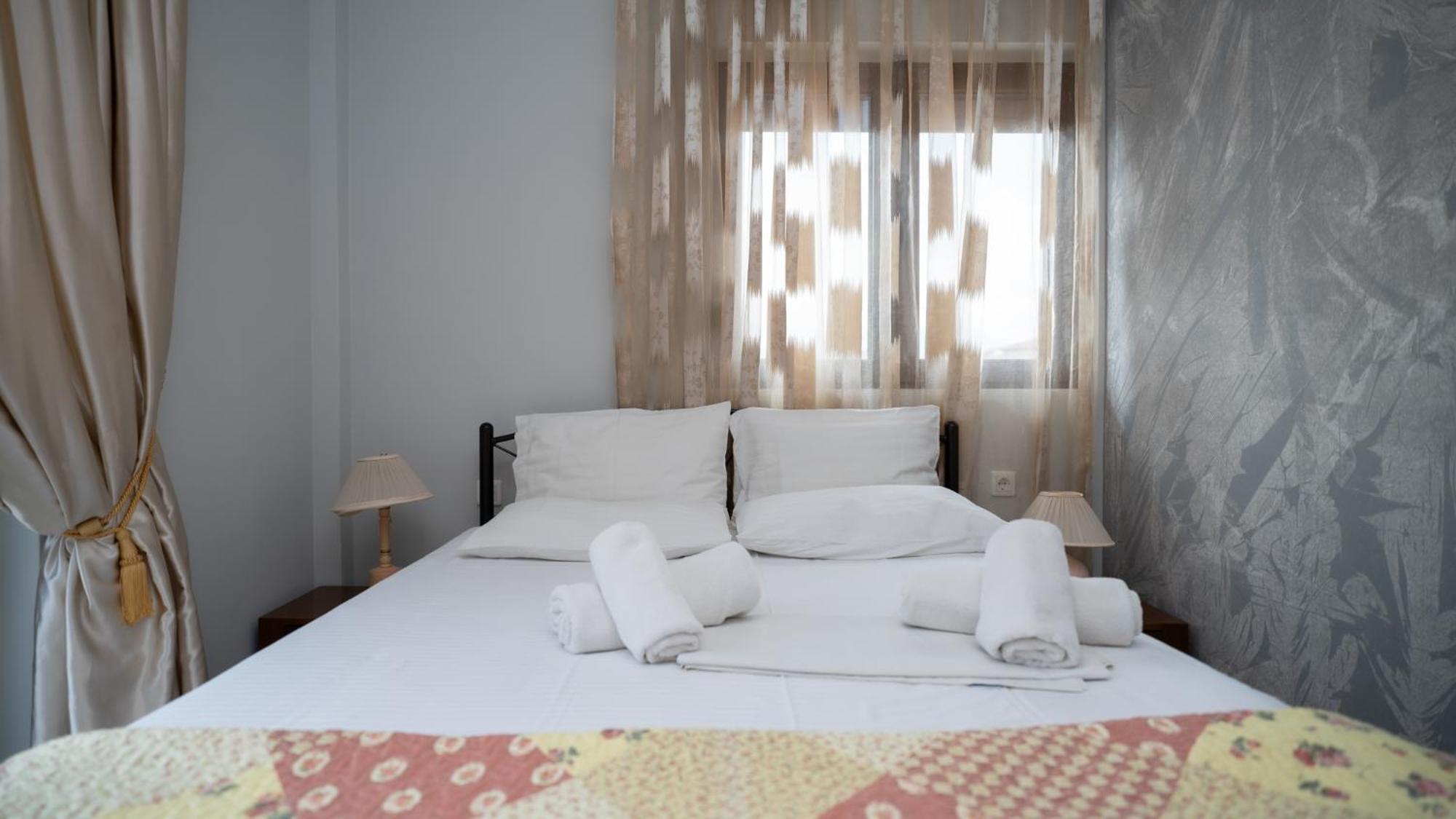 Toti Boutique Rooms Kalampáka Buitenkant foto