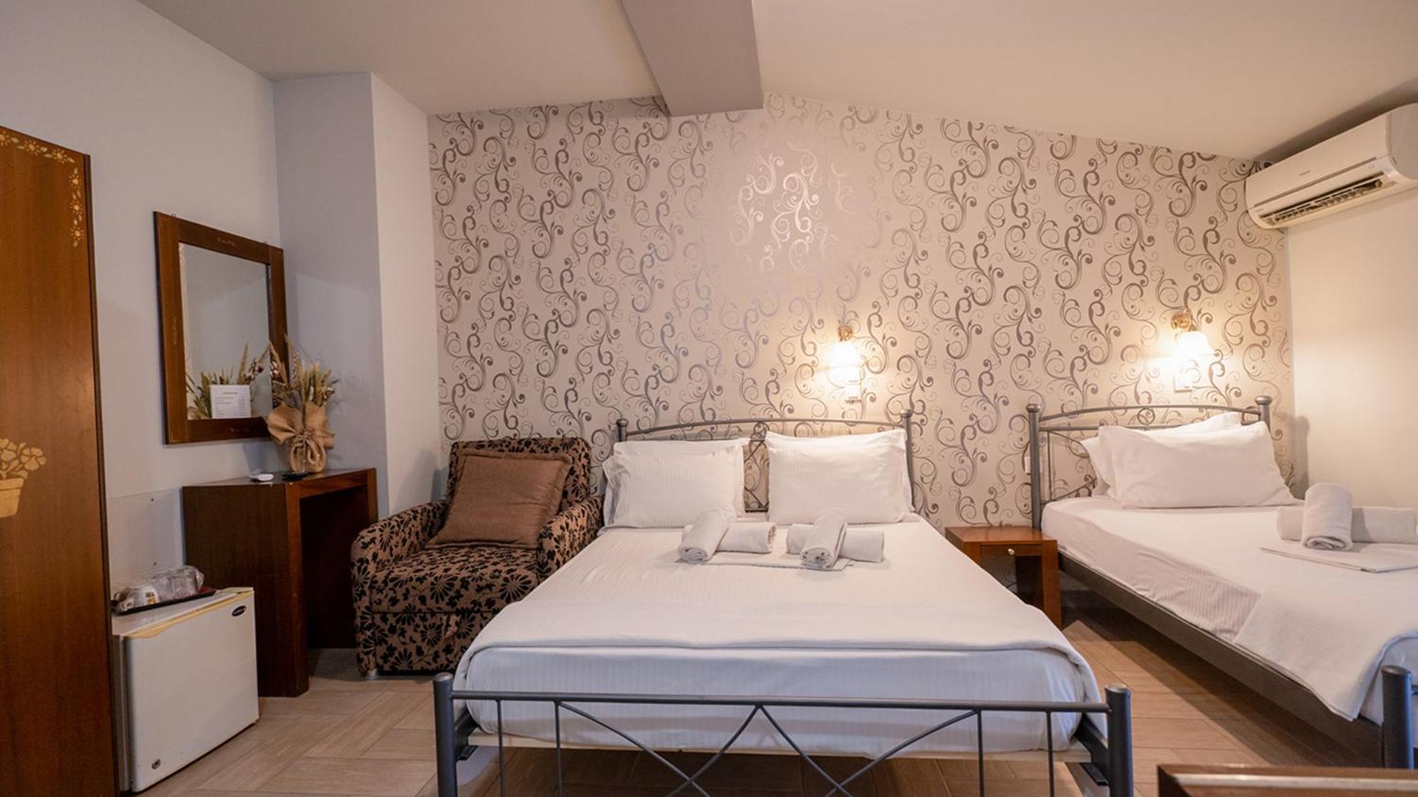 Toti Boutique Rooms Kalampáka Buitenkant foto